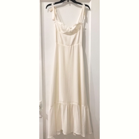 SOLD NWT Reformation Nikita dress in Ivory - Picture 6 of 8